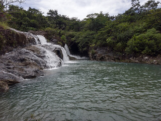 Cicuito de cascadas en montañas Panama © crist.cort