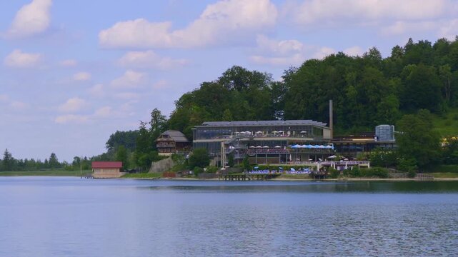 Kristaltherme, trimini, am Kochelsee, Alpenvorland, Blaues Land, Kochel am See, Oberbayern, Bayern, Deutschland