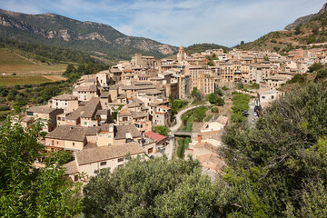 Obraz premium Traditional priorat village of La Vilella Baixa. Tarragona, Catalonia, Spain
