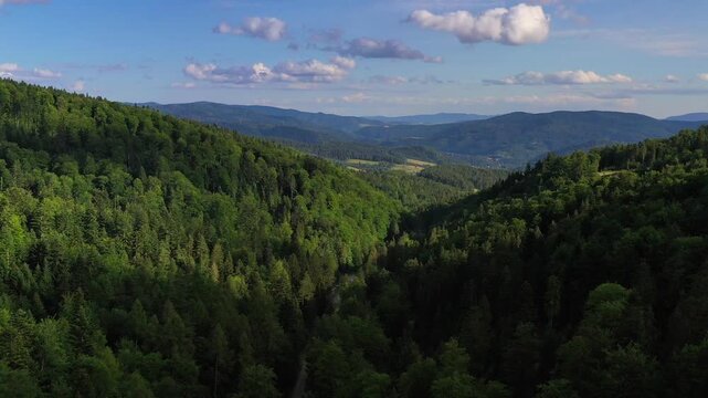 Widok z powietrza, Beskid Sądecki.