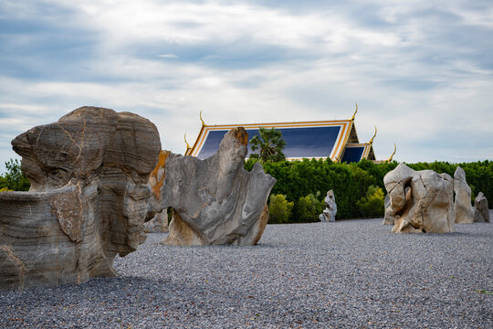 THAILAND SARABURI PHRA PHUTTHA SEANG THAM