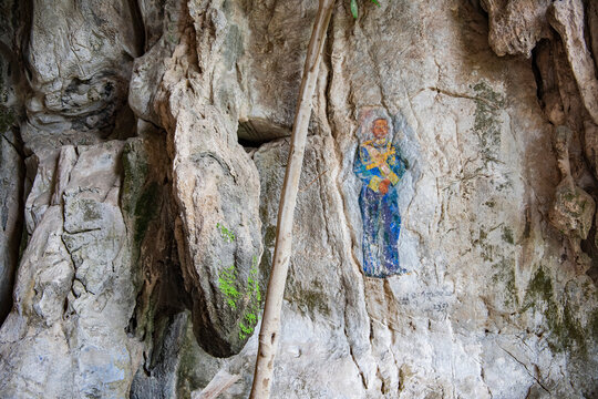 THAILAND SARABURI THAM WIMAN CHAKRI CAVE