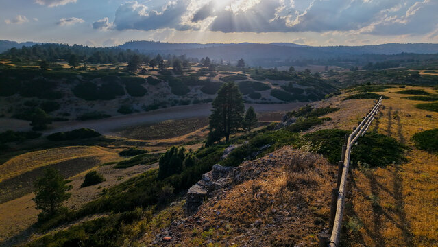 Vistas desde la Ermita y refugio de San Lorenzo situada a m&aacute;s de 1.500 metros de altitud, en la Sierra Molina ,Parque Natural del Alto Tajo , Guadalajara