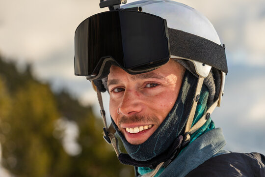 Skier enjoying a winter day in the Pyrenees