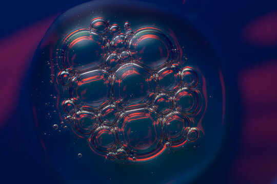 Holographic bubbles with a glossy serum texture