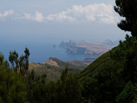 madeira ponta de sao lourenco cliffs