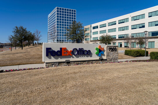 Plano, TX, USA - March 19, 2022:  FedEx Office Headquarters on Legacy Dr, TX, USA. FedEx Office Print Ship Services Inc is an American retail chain  provides an outlet for FedEx Express and FedEx Grou