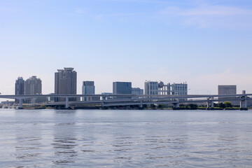 Fototapeta premium フジテレビ、レインボーブリッジと東京湾の景色