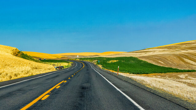 Scenic view along WA-26 and US-195, the road to Pullman, Washington USA.