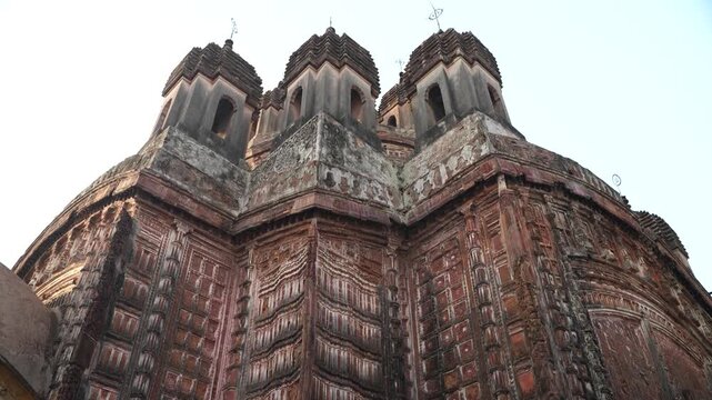 lalaji Temple is one of the archaeological sites in Kalna city.The terracotta art on the temple walls reflects the social system of that time.