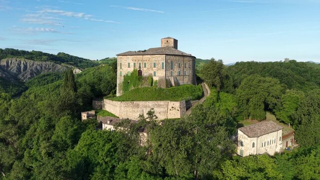 High angle view of the perfectly preserved polygonal structure of Castello di Bianello