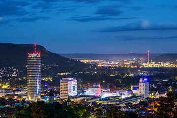 Jena bei Nacht mit Lichtshow © Tom