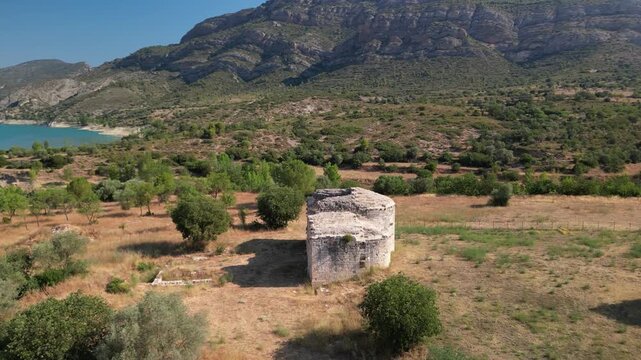 Santa Anna Reservoir , Monastery of Santa Maria de Vallverd
