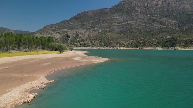 Santa Anna Reservoir , Monastery of Santa Maria de Vallverd
