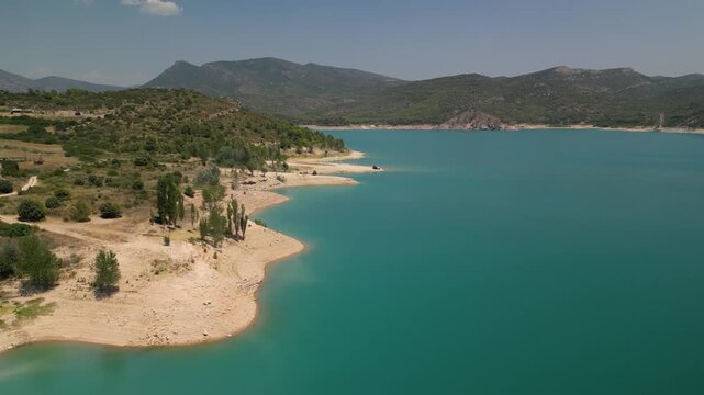 Santa Anna Reservoir , Monastery of Santa Maria de Vallverd
