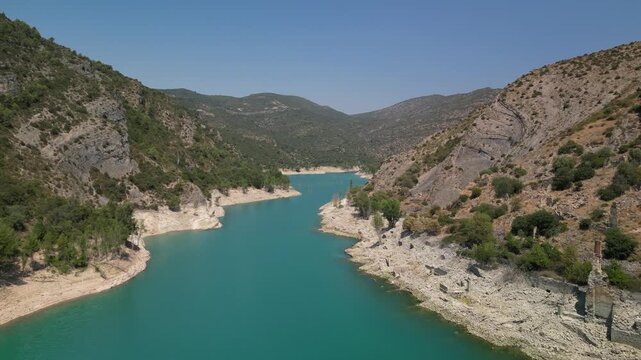 Santa Anna Reservoir , Monastery of Santa Maria de Vallverd