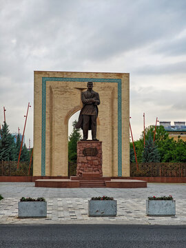 View at the statue of Abdulla Qodiriy in the center of Tashkent on Uzbekistan