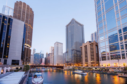 Scenic view of downtown Chicago during sunset