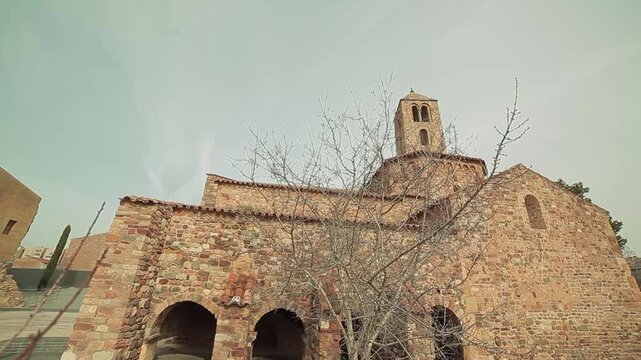 Seu Egara church crane jib traveling Polecam parallax Terrassa up 1