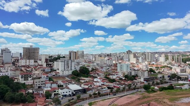 Imagens A&eacute;reas de Drone da Avenida F&aacute;tima Porto, Patos de Minas, Brasil