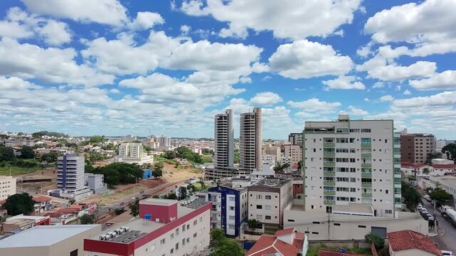 Imagens A&eacute;reas de Drone da Avenida F&aacute;tima Porto, Patos de Minas, Brasil