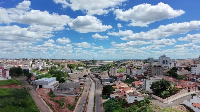 Imagens A&eacute;reas de Drone da Avenida F&aacute;tima Porto, Patos de Minas, Brasil