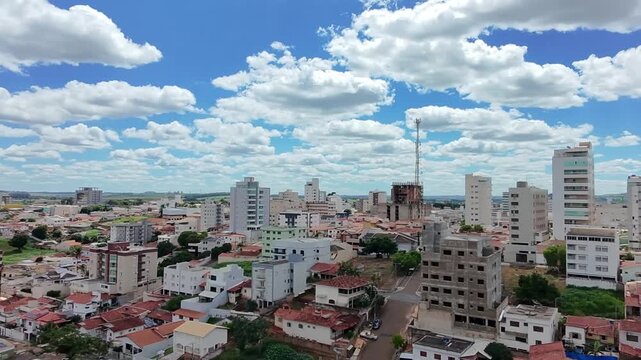 Imagens A&eacute;reas de Drone da Avenida F&aacute;tima Porto, Patos de Minas, Brasil