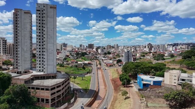 Imagens A&eacute;reas de Drone da Avenida F&aacute;tima Porto, Patos de Minas, Brasil