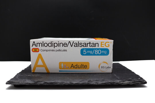 Comprim&eacute;s de m&eacute;dicament Amlodipine Valsartan du laboratoire EG labo