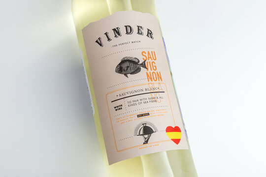 Vinder Sauvignon Blanc White Wine Bottle With Vintage Fish Label And Spanish Heart Emblem