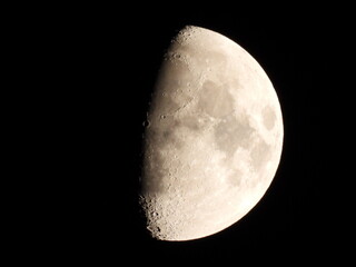 Zunehmender Mond über Eggesin © fotograupner
