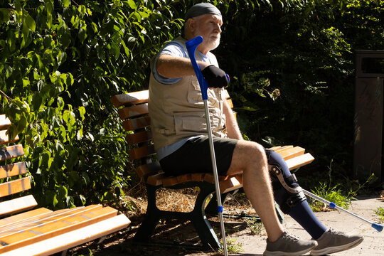 man after knee surgery