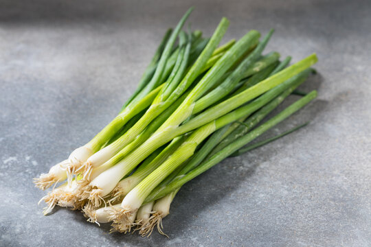 Raw Organic Green Onion Scallions