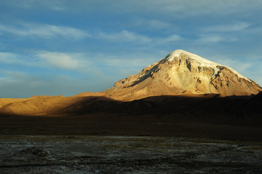 Snowcapped volcano Sajama, Sajama National Park, Bolivia