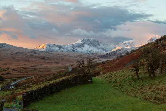 Landscape showing the peak of Yr Wyddfa and the Snowdon horseshoe, North Wales, UK