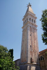 Obraz premium Cathedral of St. Euphemia on the hilltop in Rovinj, Croatia