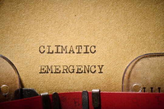 Climatic emergency text written with a typewriter