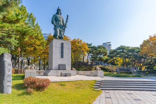 View of General Yun Kwan statue in Hullyeonwon Park on a sunny autumn day in Dongdaemun, Seoul, South Korea