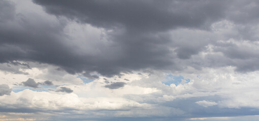 Obraz premium Dramatic stormclouds panorama