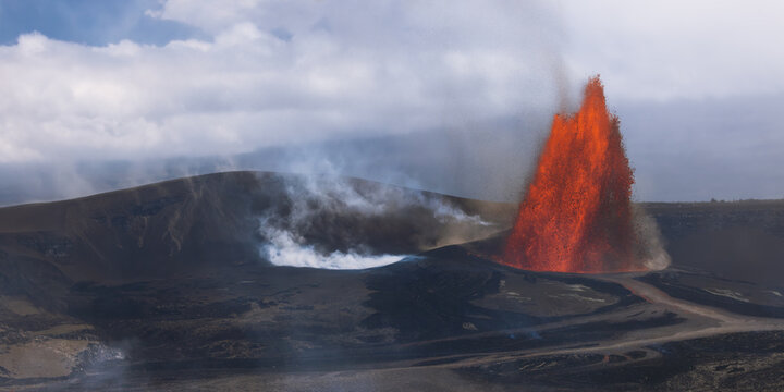 Lava Fountaining Kilauea Hawaii