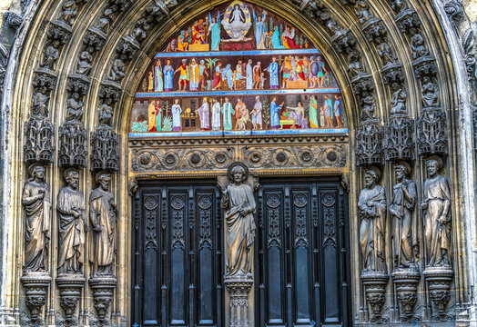 Door Facade St Laurent Church Outside Paris France