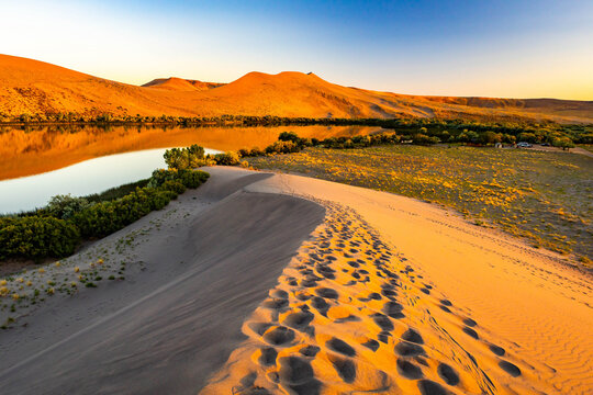 Scenic Golden Sand Dunes Reflection Sunset Bruneau Dunes Idaho