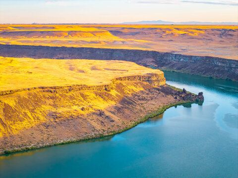 Aerial view of Snake River winding through Idaho plains