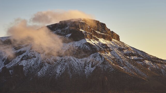 Mirador El Tabonal Negro, Caldera, snow-capped mountain with pink clouds in the evening light, Teide National Park, Teide National Park, volcano, volcanism, UNESCO World Heritage Site, Tenerife, Canary Islands, Spain