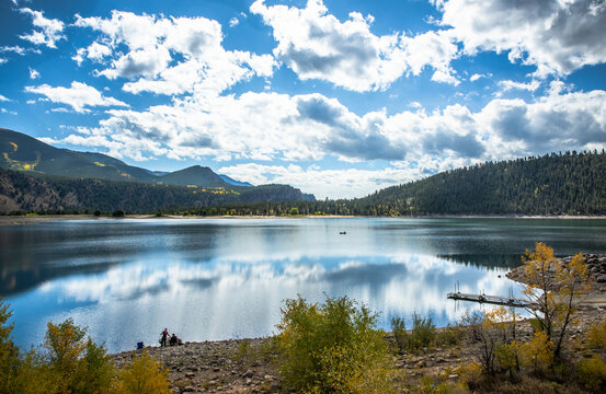 Stunning mountain landscape with a reflective alpine lake