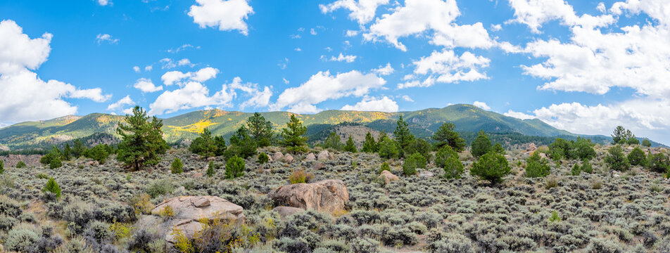Colorado Rocky Mountains landscape in early autumn