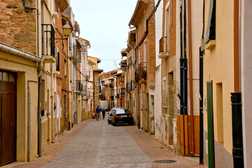 Fototapeta premium Pilgrimage Pathways: The Historic Calle Mayor of Los Arcos, Spain
