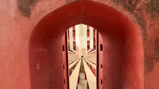 delhi's best astronomical monument also called jantr mantr