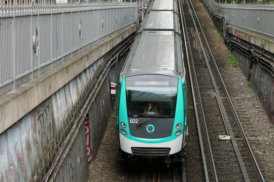 Paris - M&eacute;tro A&eacute;rien 
