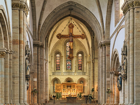 Osnabruck, Germany. Interior of St. Peter's Cathedral. The cathedral was founded in 785. The oldest parts of the present-day church dates back to the 12th century.